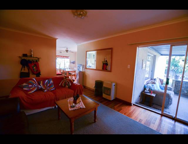 3 BEDROOM HOUSE RENTED IN KABEGA